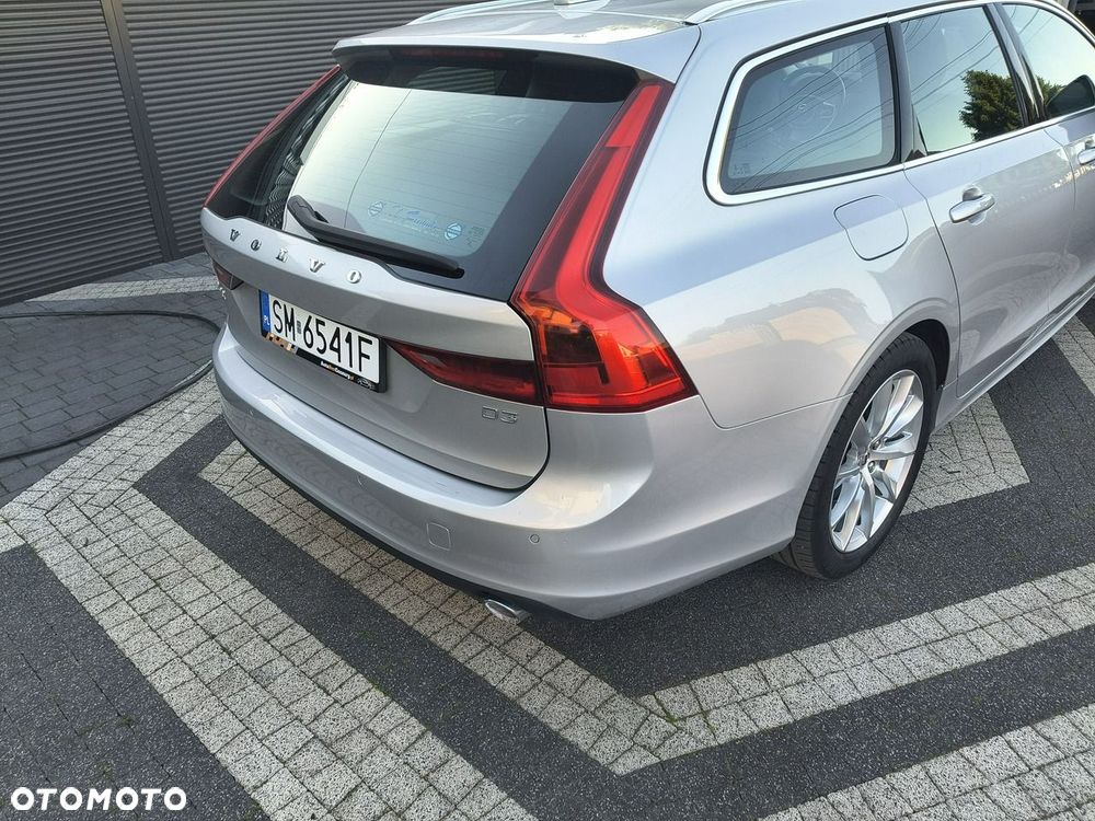 Volvo V90 D3 Momentum - 38