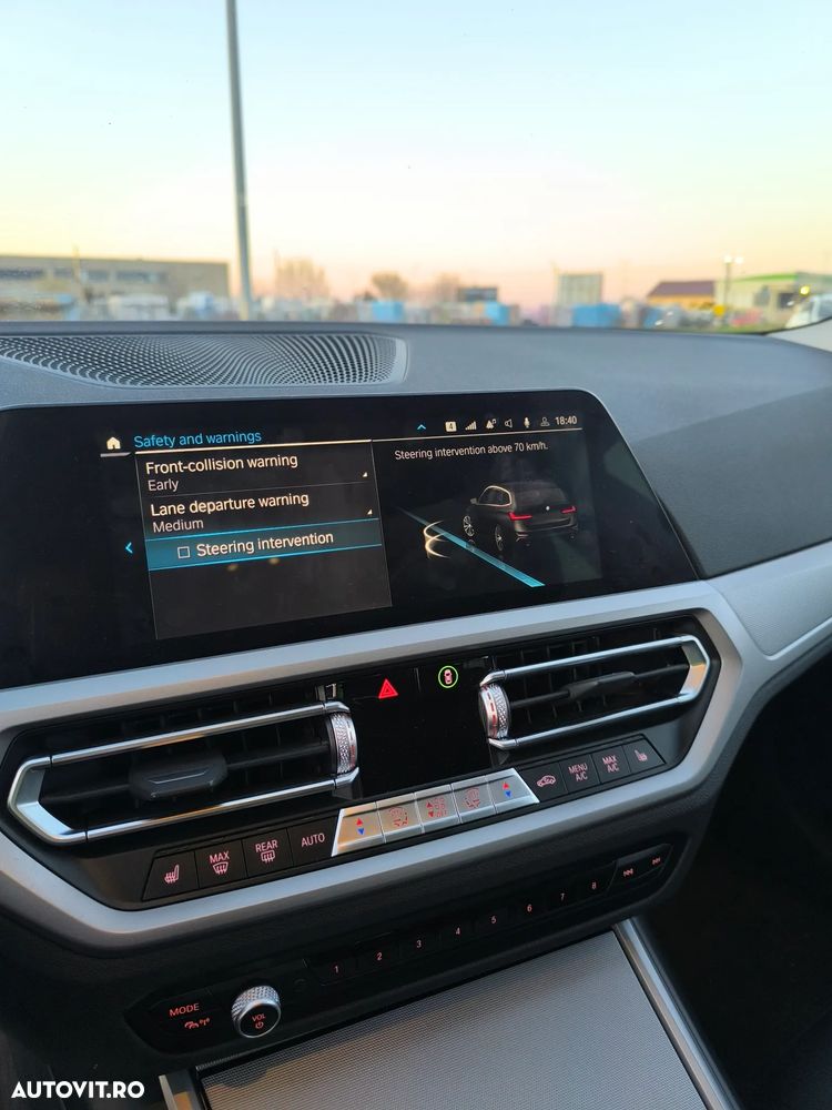 BMW Seria 3 320e AT PHEV - 24