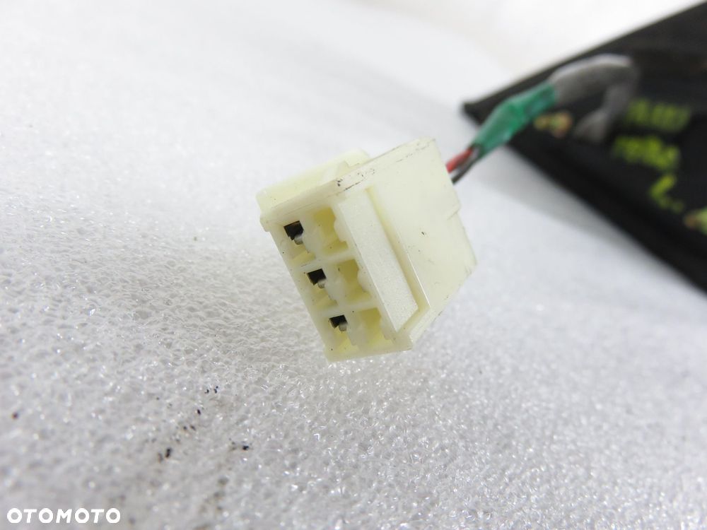 LUSTERKO LEWE TOYOTA YARIS VERSO 3 PIN - 5