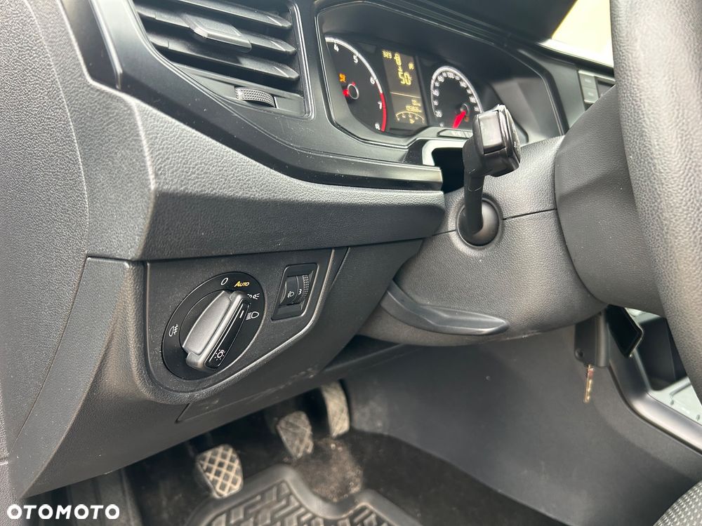 Volkswagen Polo 1.0 Comfortline - 23