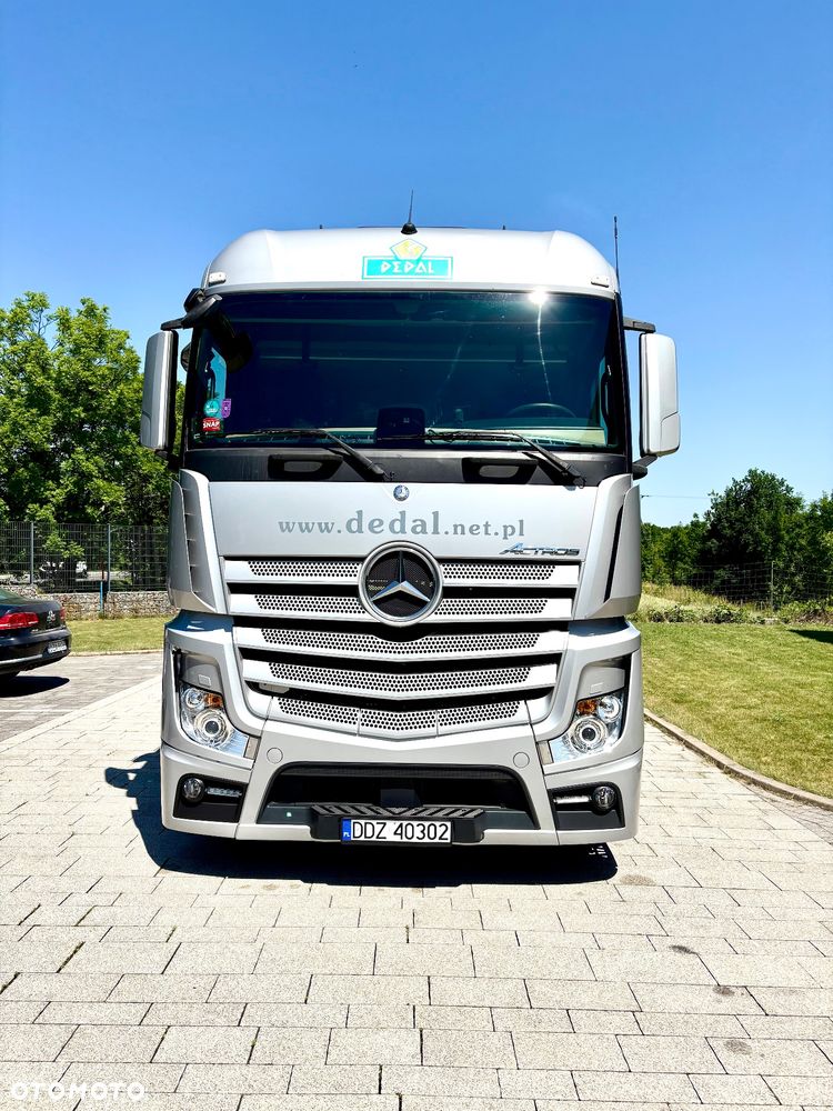 Mercedes-Benz Actros MP4 idealny stan - 2