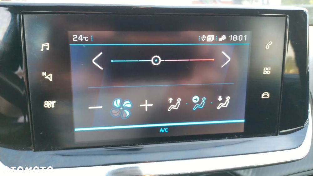 Peugeot 208 1.2 PureTech GPF Allure S&S - 38