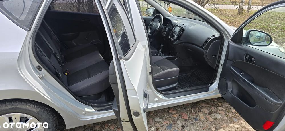 Hyundai i30 2.0 CRDi Style - 7