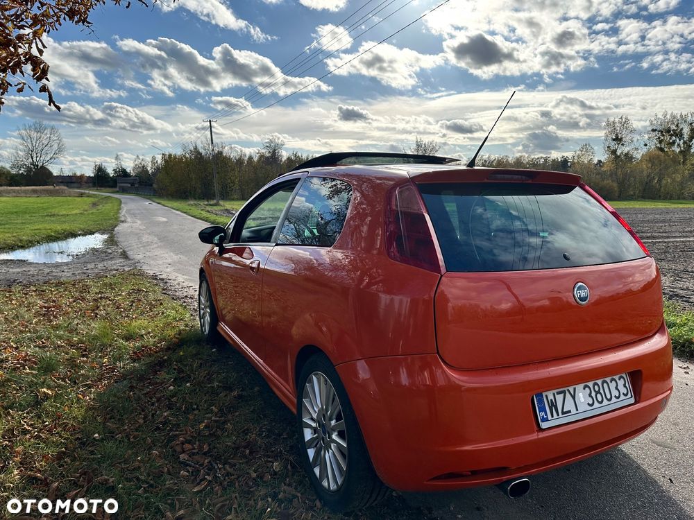 Fiat Grande Punto - 4