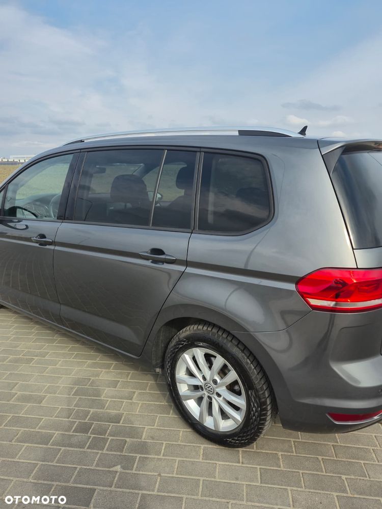 Volkswagen Touran 2.0 TDI SCR (BlueMotion Technology) DSG Comfortline - 11
