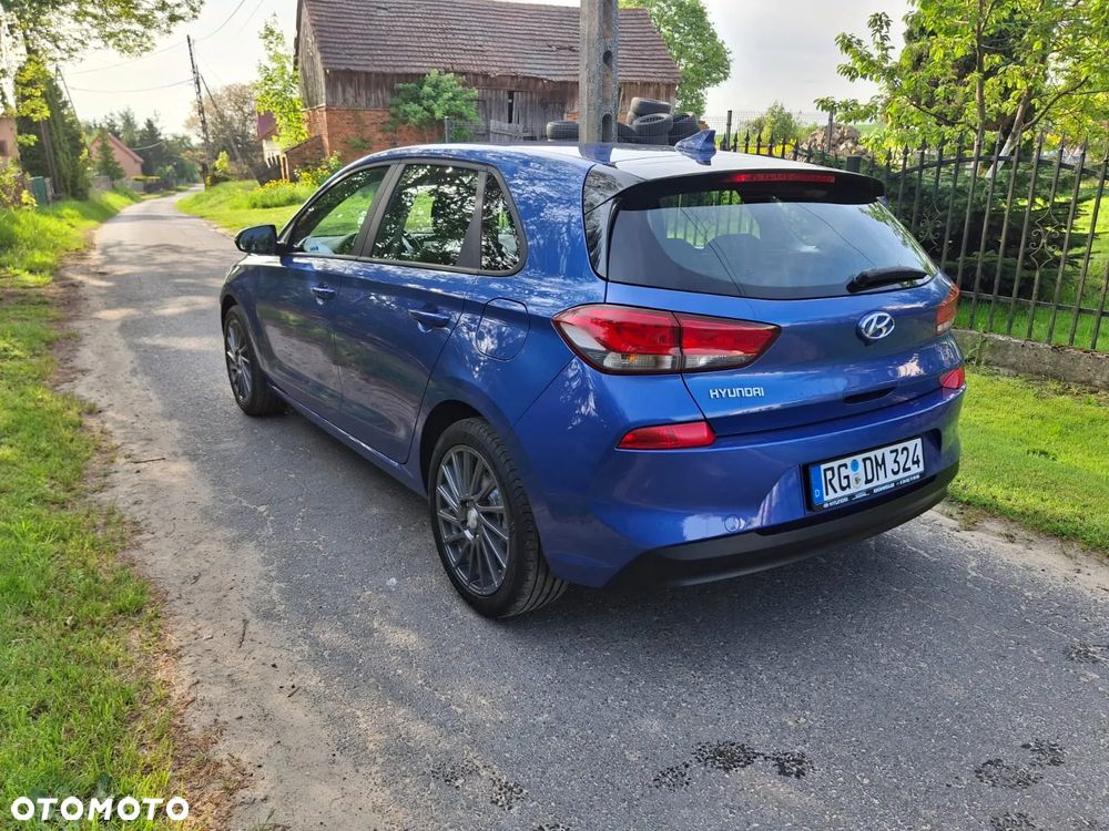 Hyundai i30 1.4 Premium - 9