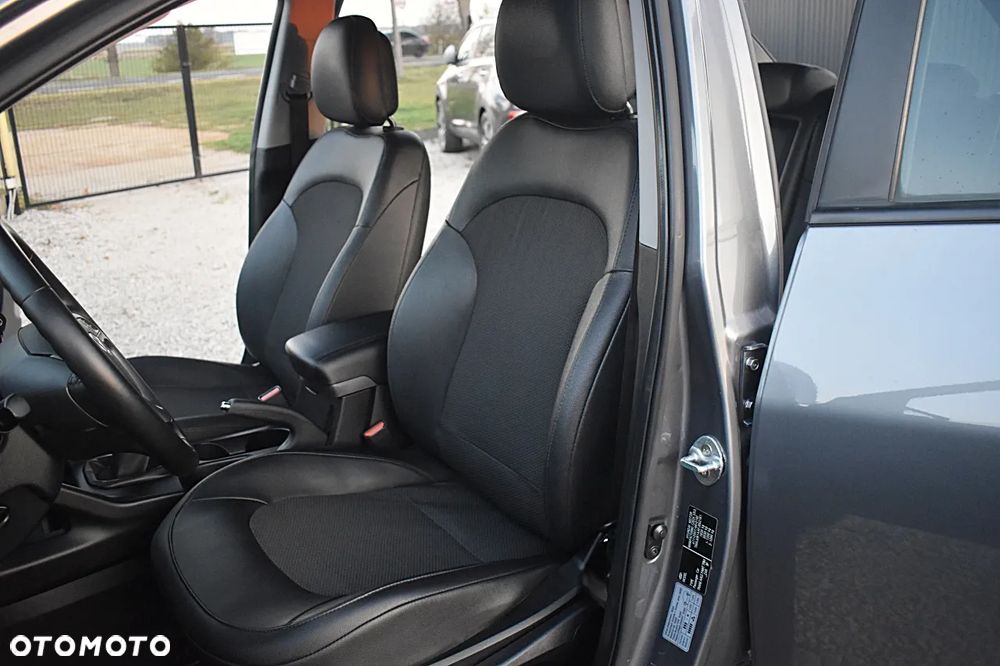 Hyundai ix35 - 17
