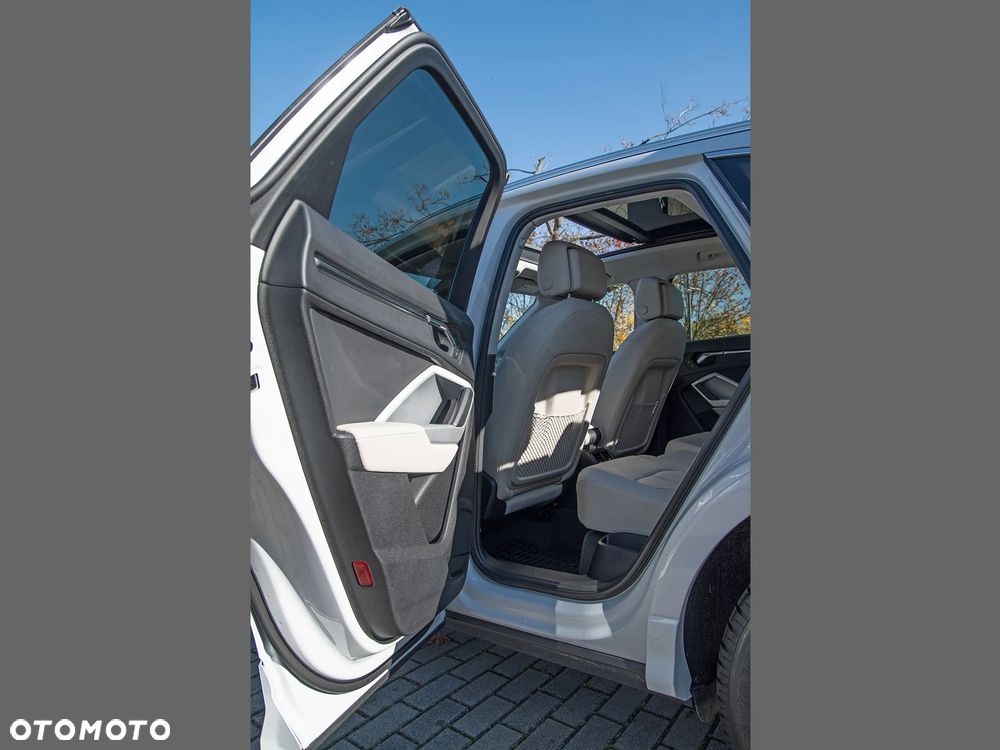 Audi Q3 45 TFSI Quattro S-Line S tronic - 28