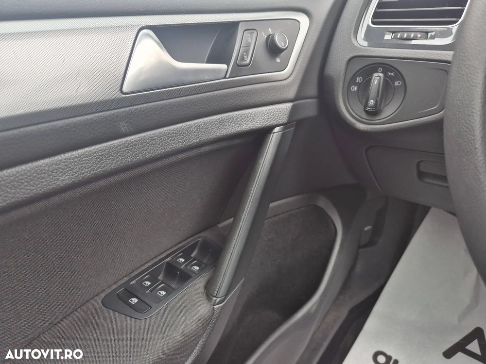 Volkswagen Golf 1.0 TSI Trendline - 13