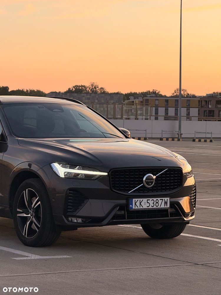 Volvo XC 60 B4 D Plus Dark - 14