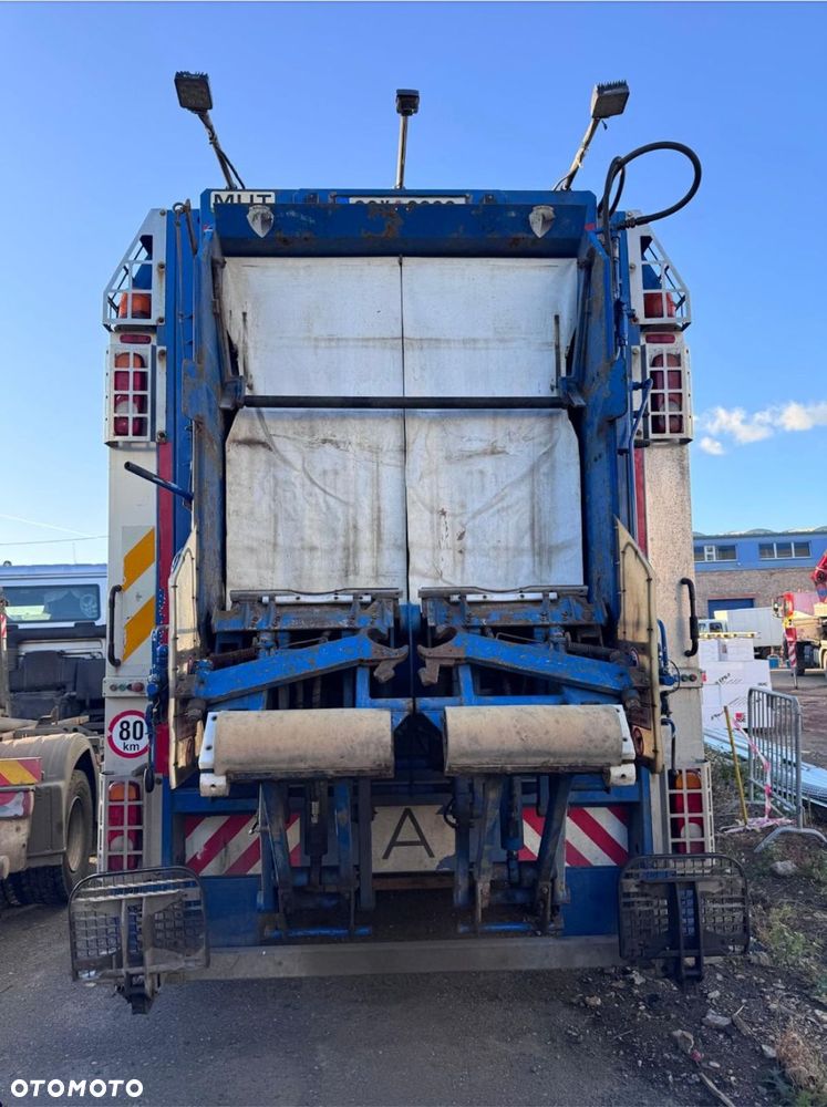 Versalift Arocs 2535 6X2 - 7