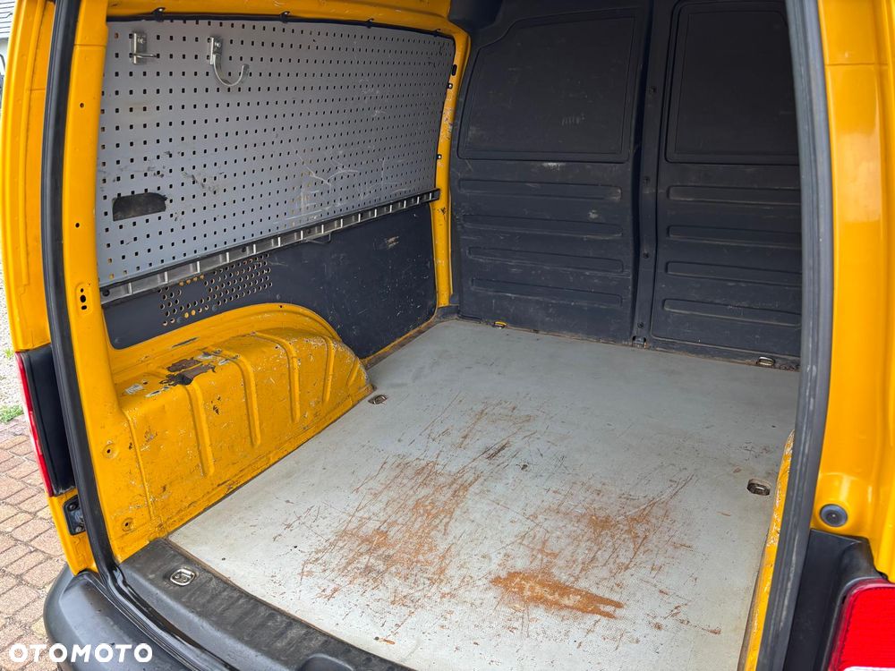 Volkswagen Caddy - 16