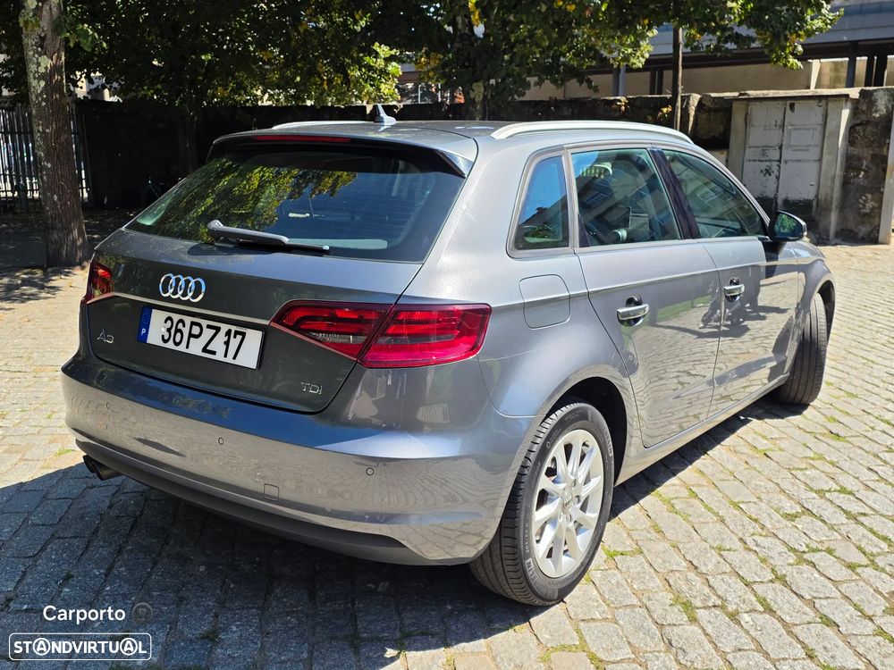 Audi A3 Sportback 2.0 TDI Advance - 3