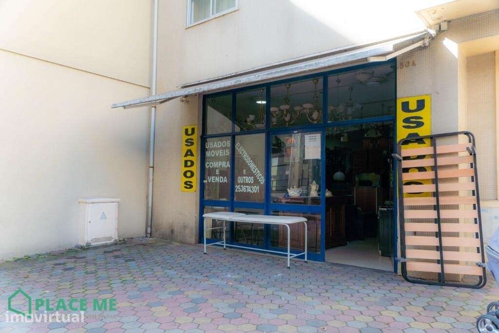 Armazém com licença de comércio e armazém junto à Universidade do Minh - Grande imagem: 2/4