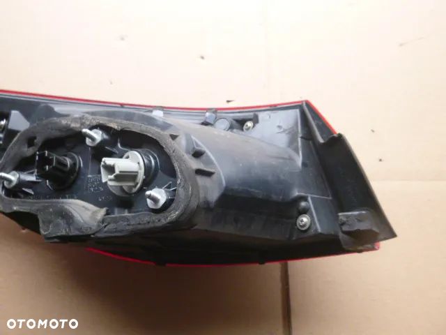 LAMPA PRAWY TYŁ PRAWA TYLNA MAZDA 3 SEDAN 2014-2018 - 7