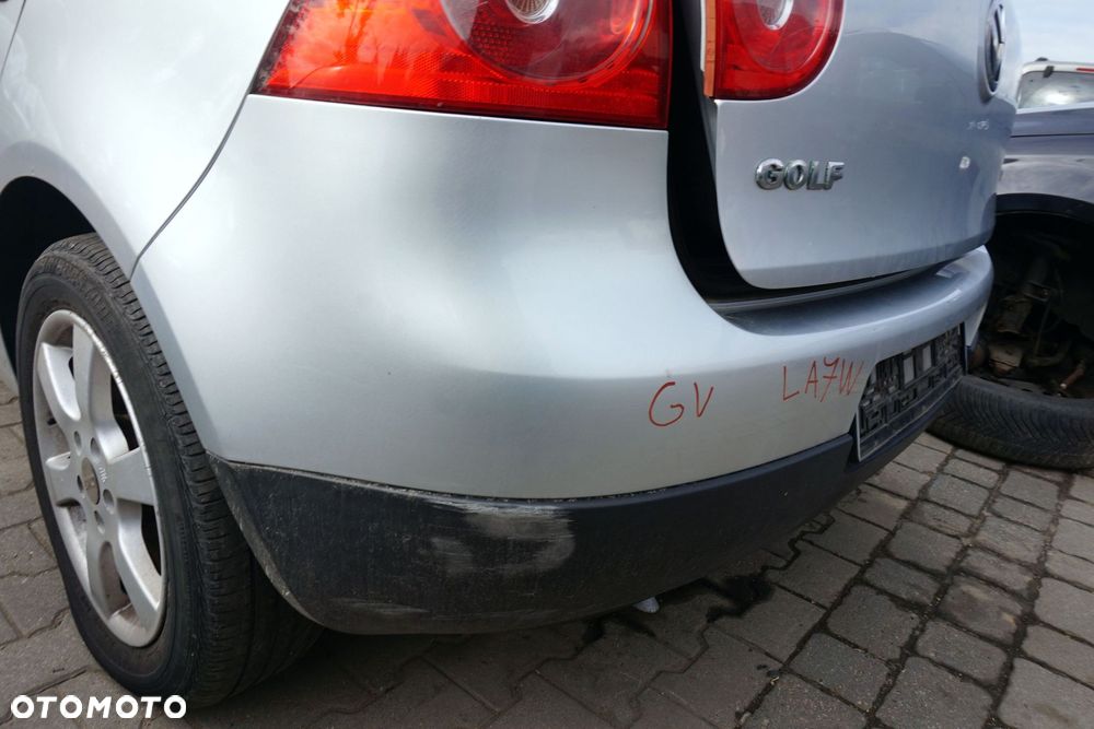 ZDERZAK TYLNY GOLF V 5D HB LA7W  SREBRNY VOLKSWAGEN 2003-2009 - 2