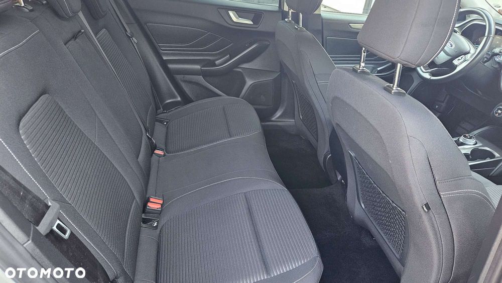 Ford Focus 1.5 EcoBlue STart-Stopp-System TITANIUM - 10