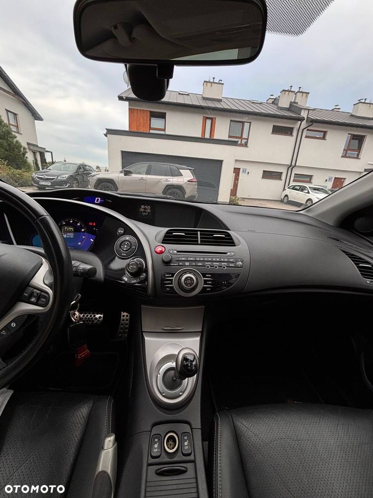 Honda Civic 1.8 Executive - 7
