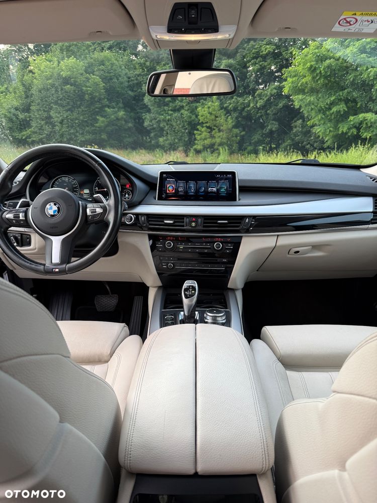 BMW X5 - 12
