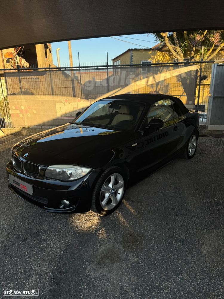 BMW 118 iA - 13