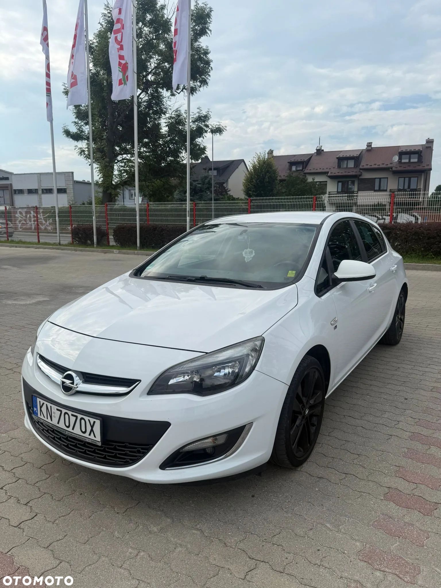 Opel Astra IV 1.4 T Edition 150 - 1
