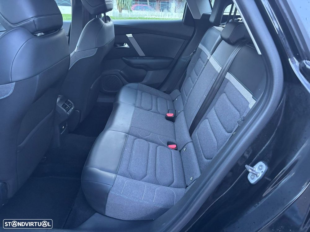 Citroën C4 1.2 PureTech Shine Pack EAT8 - 57