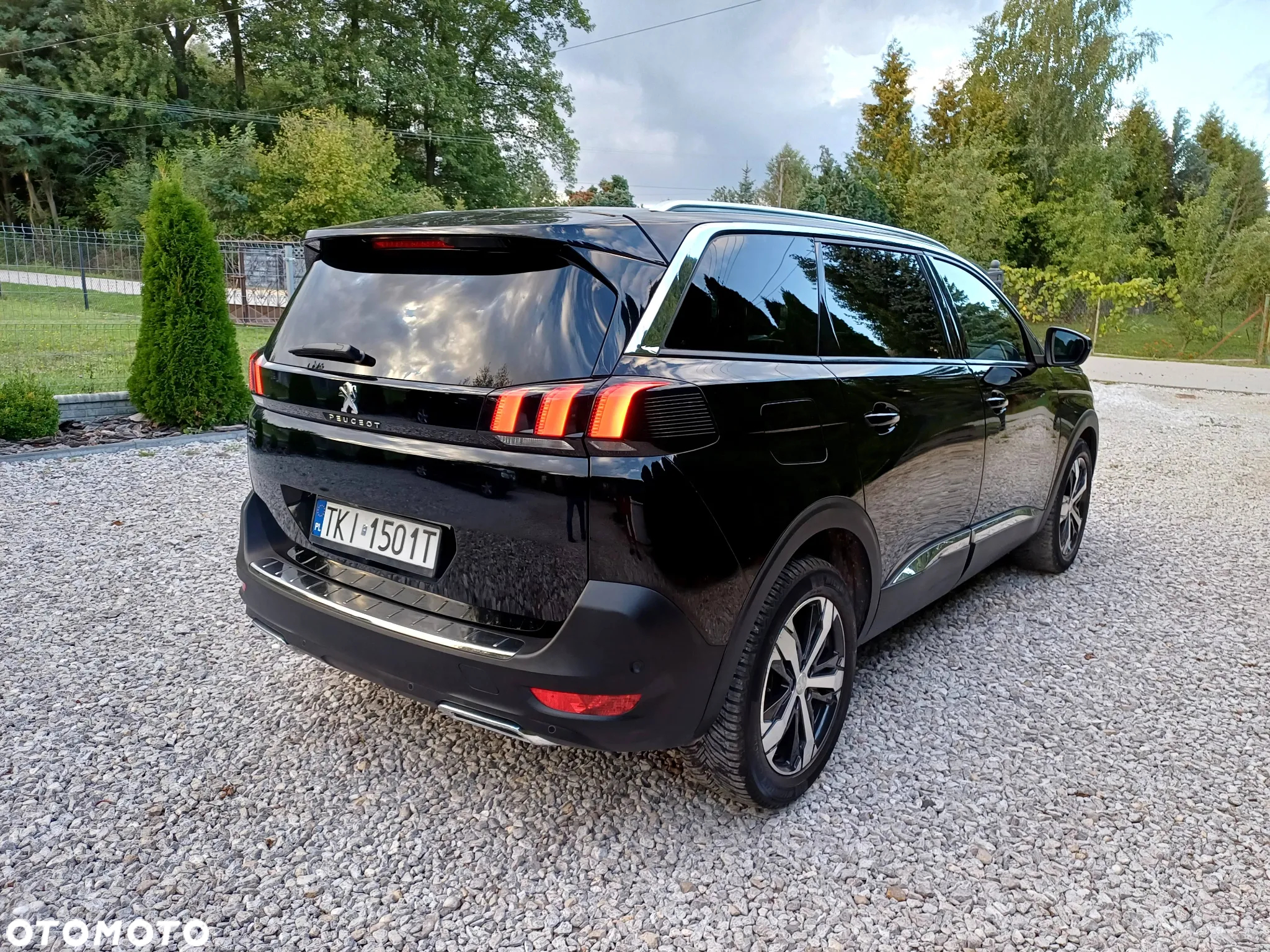 Peugeot 5008 1.6 BlueHDi Allure - 3