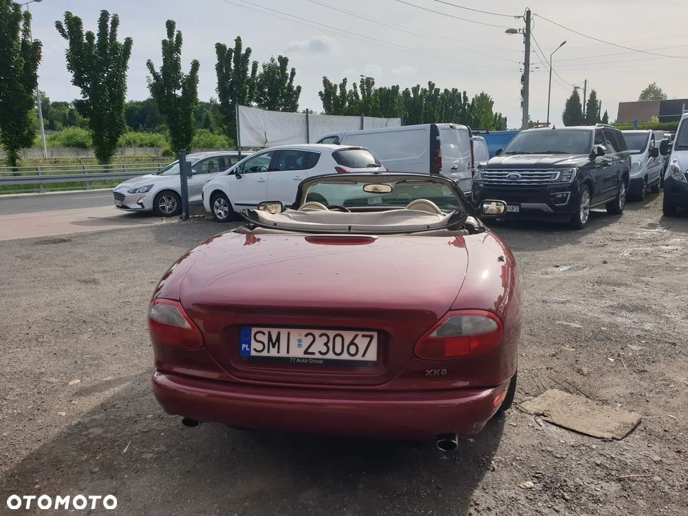 Jaguar XK Cabrio - 9