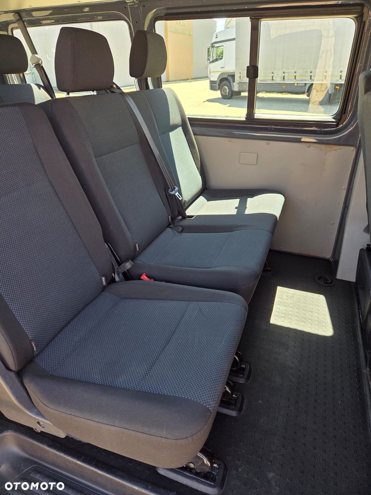 Volkswagen Transporter L1H1 Mixt - 11