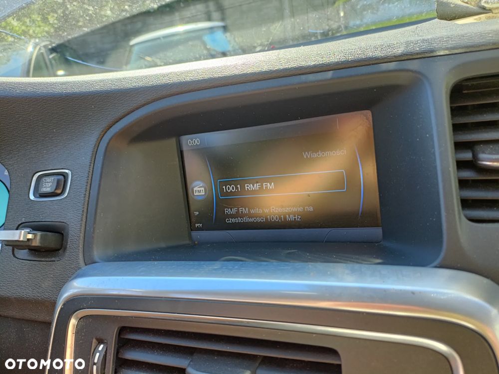VOLVO S60 II 10-13 2011 r. wyświetlacz ekran monitor radia * - 3
