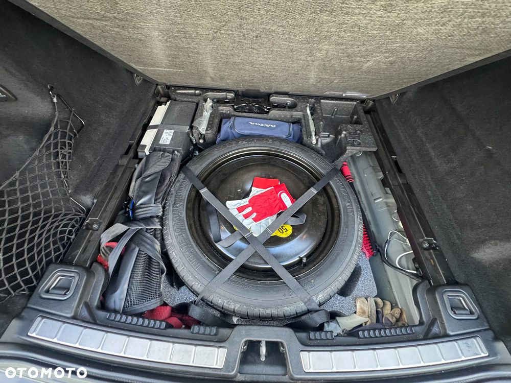 Volvo XC 60 B4 B Inscription - 9