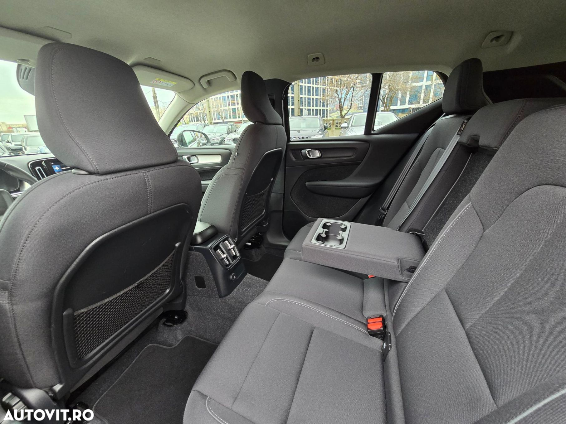 Volvo XC 40 - 34