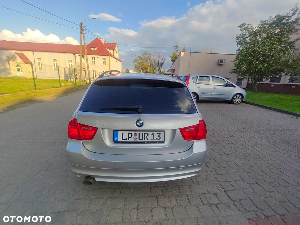 BMW Seria 3 - 28