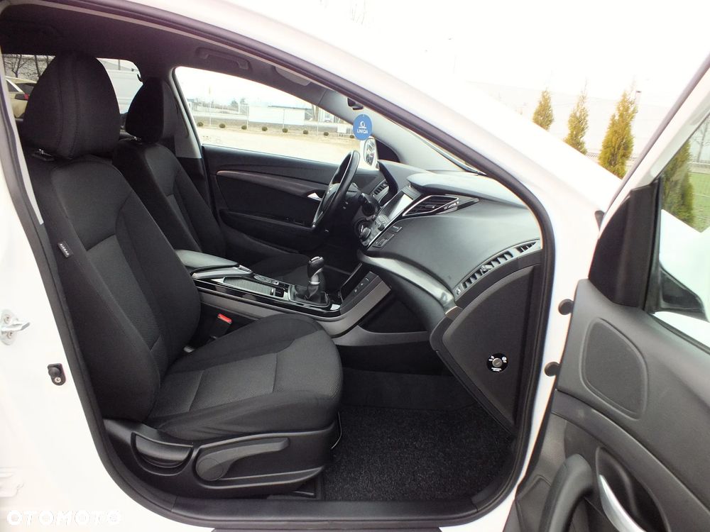 Hyundai i40 i40cw 1.6 Fifa World Cup Edition - 7