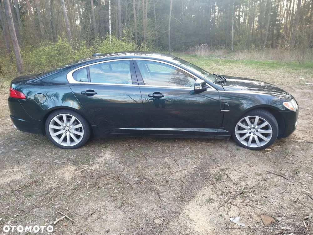 Jaguar XF 3.0 V6 D Luxury - 6