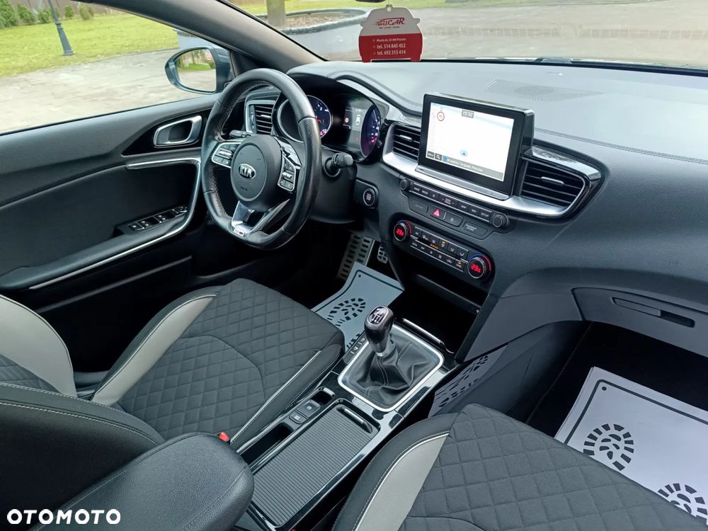 Kia ProCeed 1.6 CRDi GT Line - 33