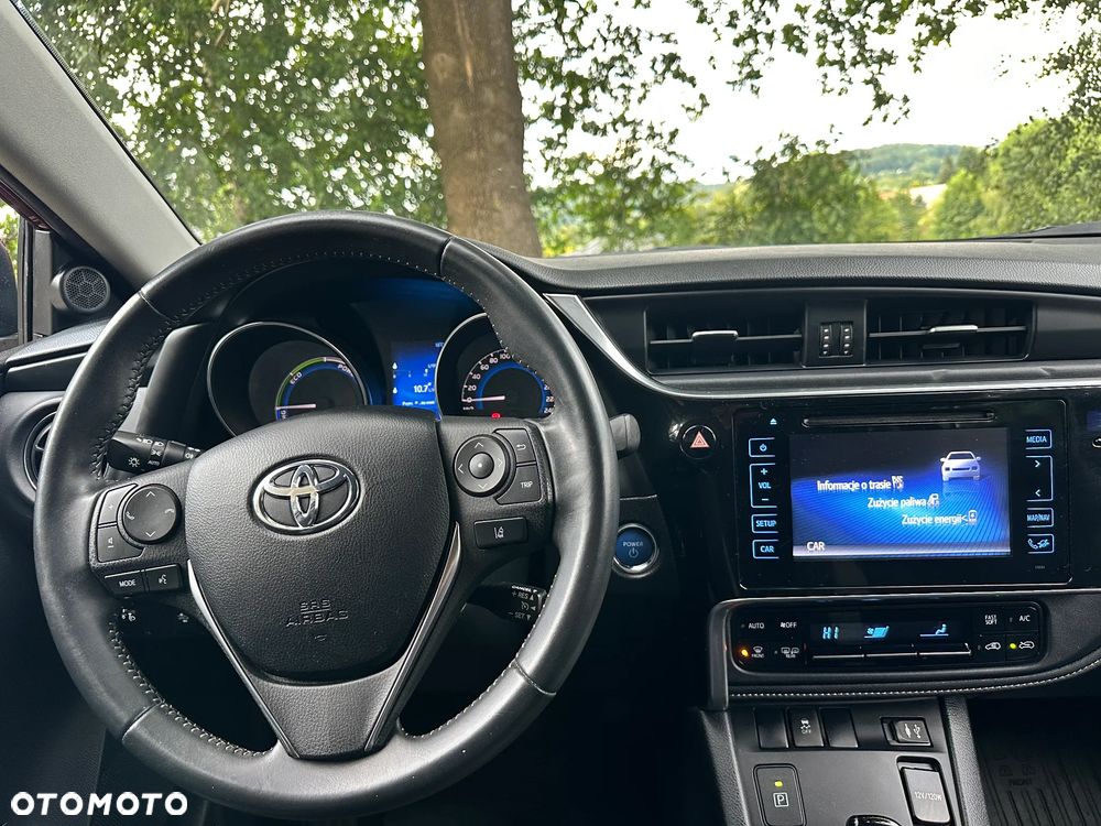 Toyota Auris 1.8 VVT-i Automatik Design Edition - 17