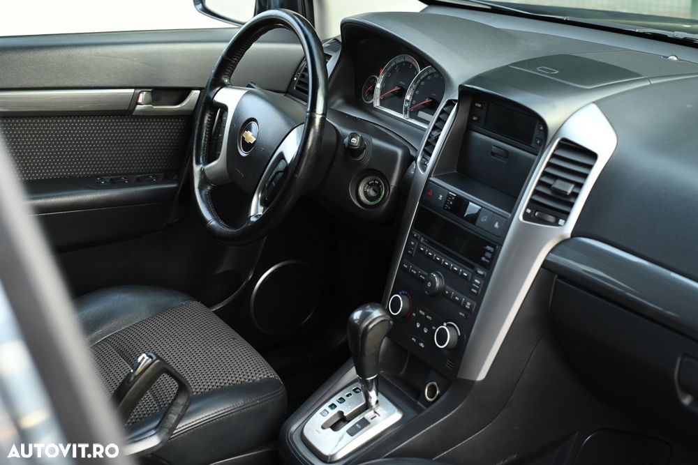 Chevrolet Captiva 2.0 4WD 7 Sitzer Automatik LT Exclusive - 10