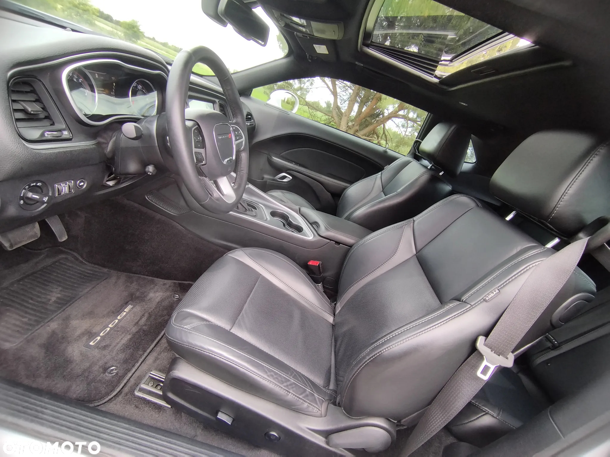Dodge Challenger Automatik SXT Plus - 29