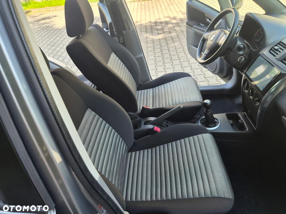 Suzuki SX4 1.6 VVT 4x4 Club - 12