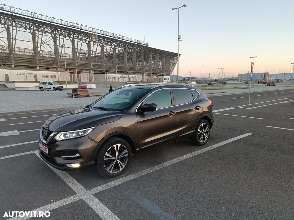 Nissan Qashqai - 1