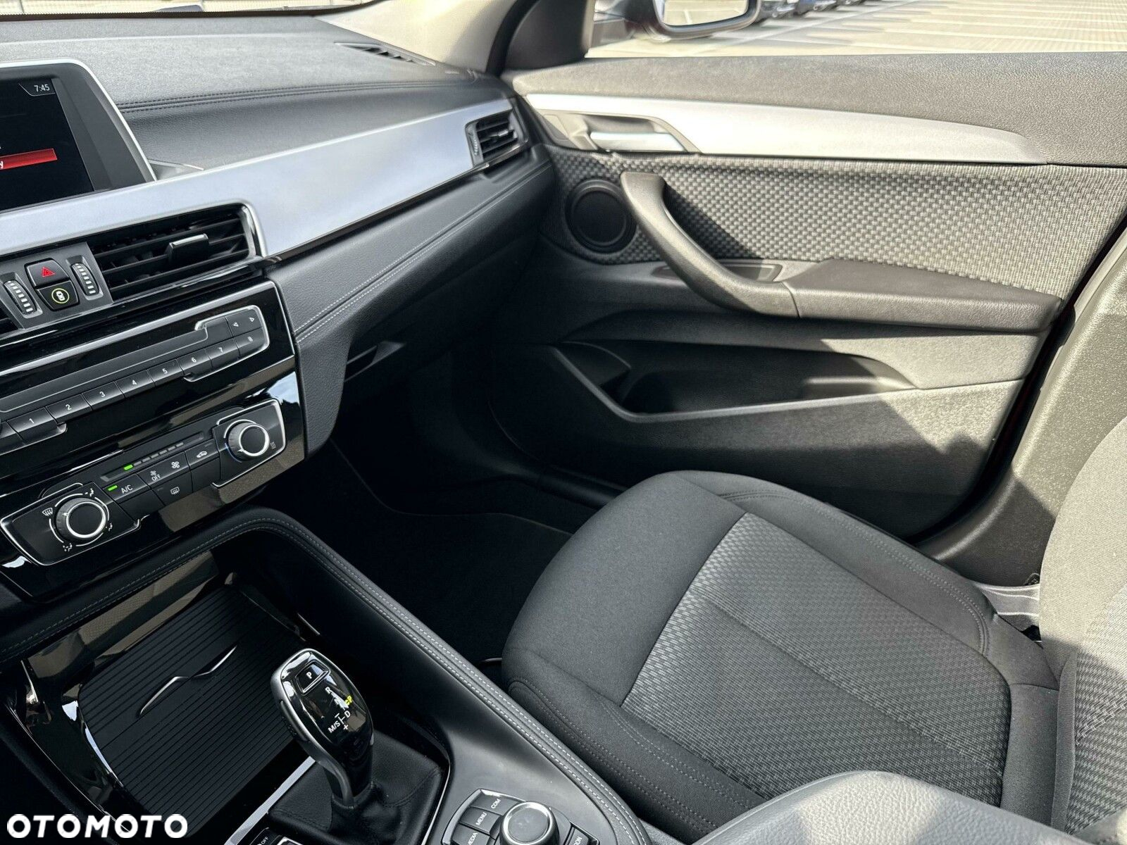 BMW X2 sDrive18i Advantage - 23