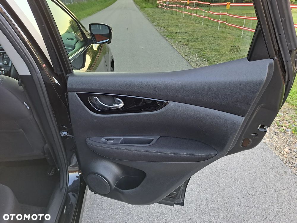 Nissan Qashqai 1.2 DIG-T N-Connecta - 13