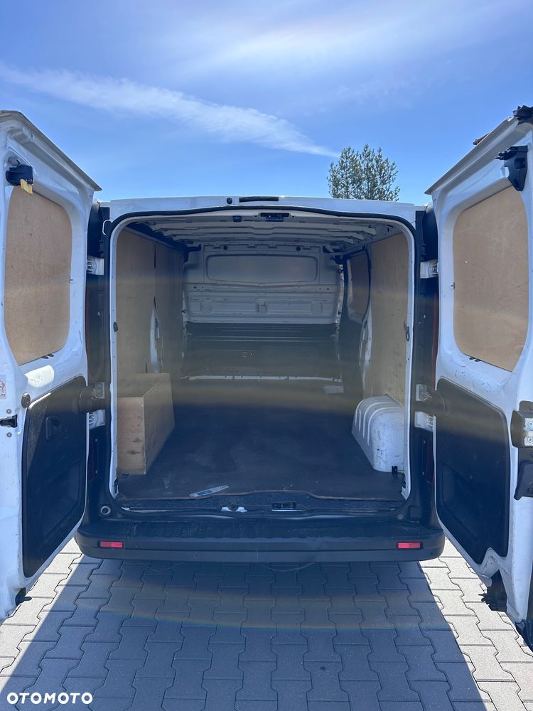 Renault Trafic - 8