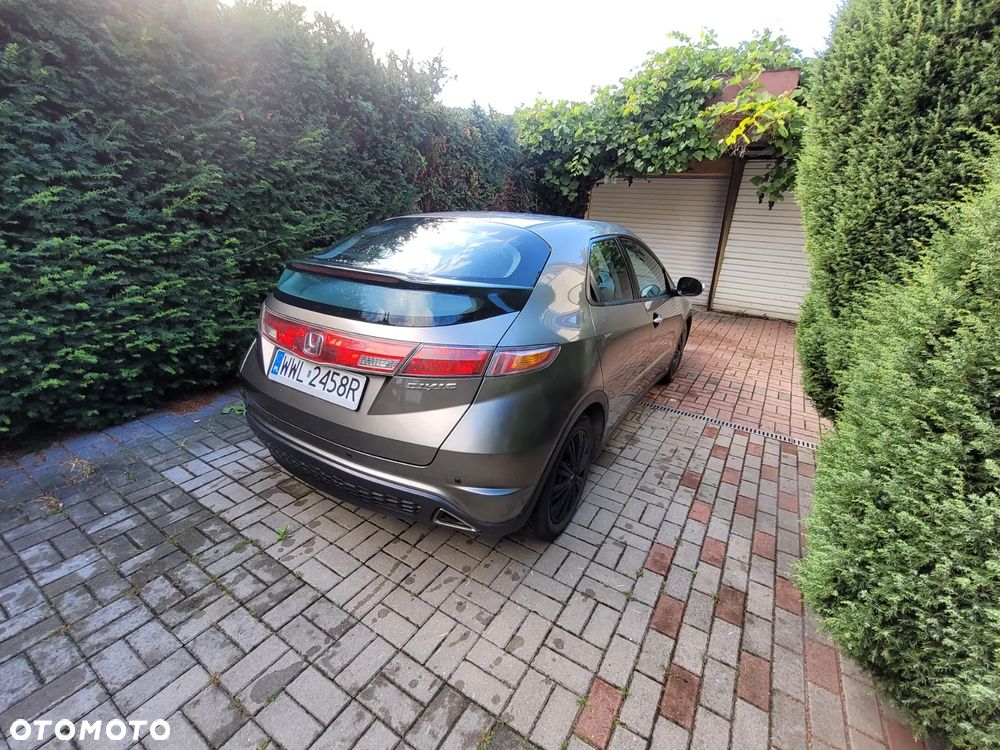 Honda Civic 1.8 Comfort - 13