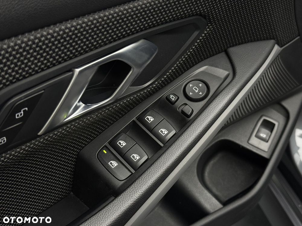 BMW Seria 3 318d - 24