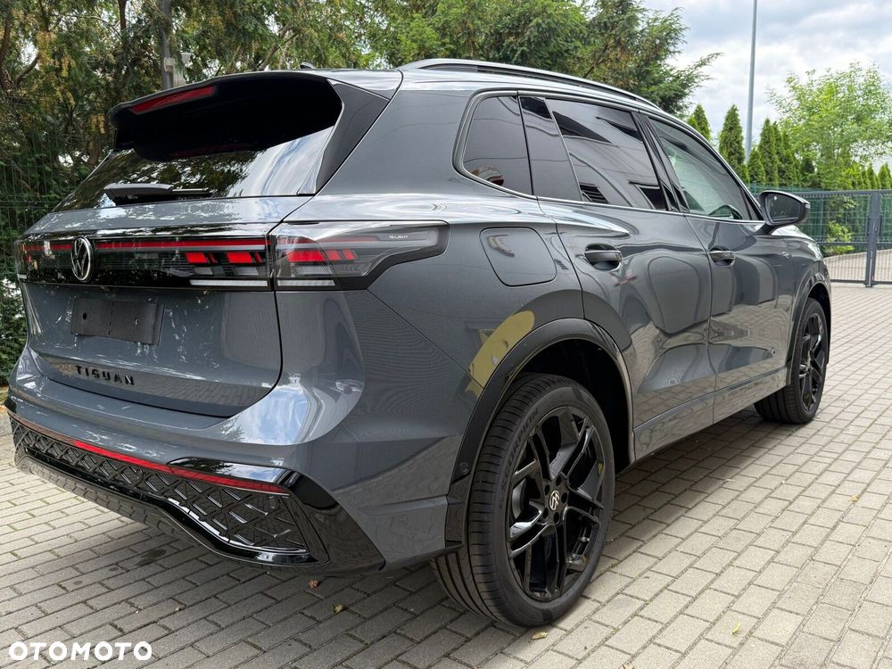 Volkswagen Tiguan - 8