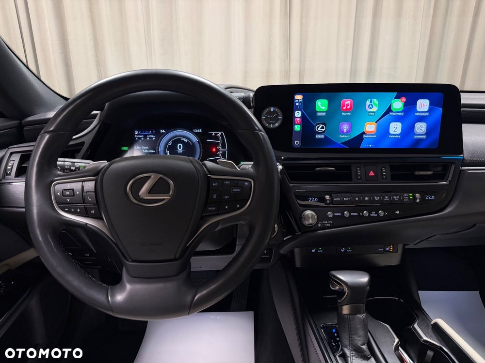 Lexus ES 300h Business Edition - 5