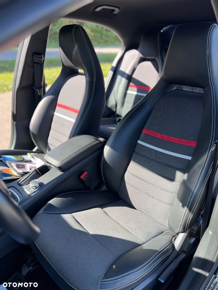 Mercedes-Benz Klasa A 180 (BlueEFFICIENCY) Style - 17