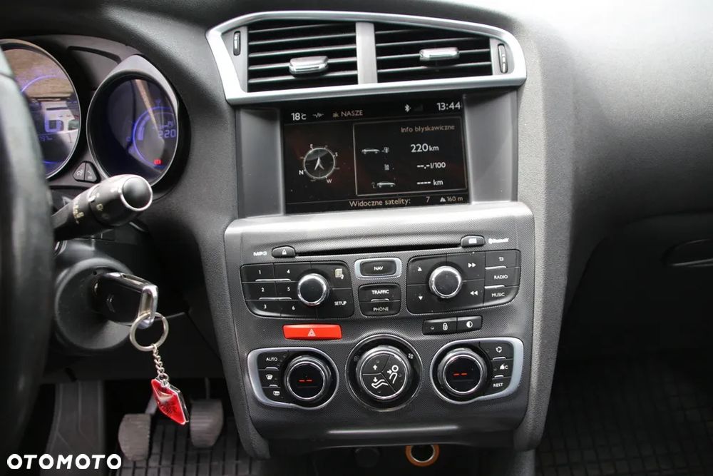 Citroën C4 BlueHDi 120 Stop&Start Shine - 12